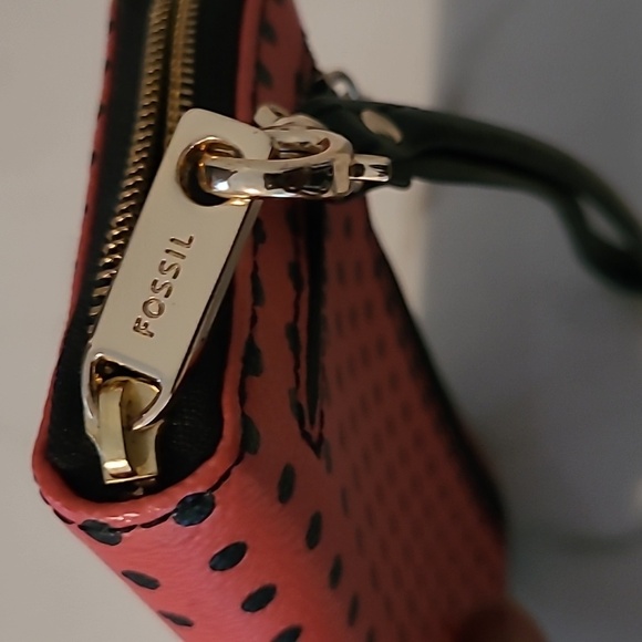 Fossil Leather Coral Pink Black Polka Dots Wallet Wristlet Practical Errands - Picture 6 of 10